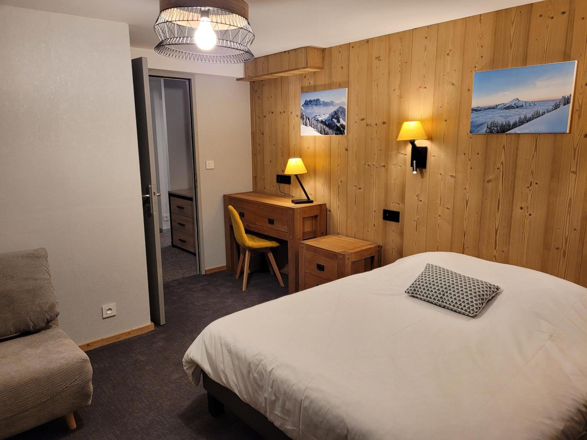 Hotel Belalp Chatel Exterior photo